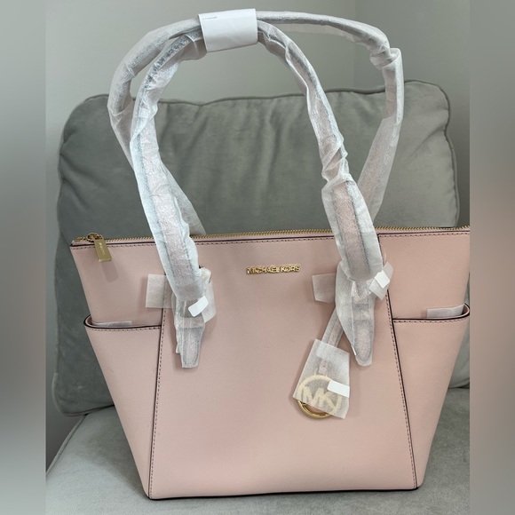 Authentic Michael Kors Tote - Picture 3 of 9